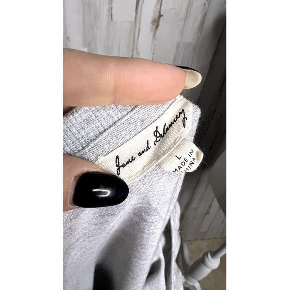 Jane and Delancey Women's Camo Pullover Top Gray Size Large Casual‎ - Picture 6 of 6